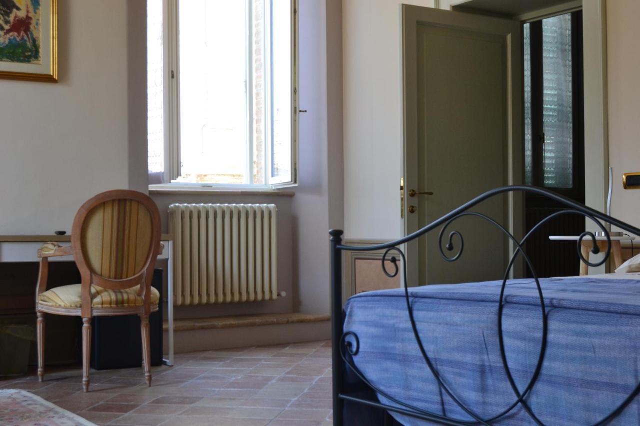 Palazzo Roberti Otel Monte San Giusto Dış mekan fotoğraf